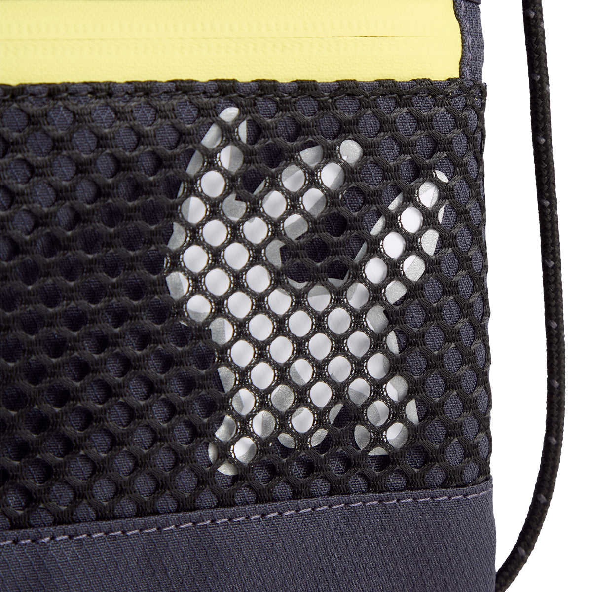 + Pokémon Sacoche 'Strong Grey Lavender Alert'