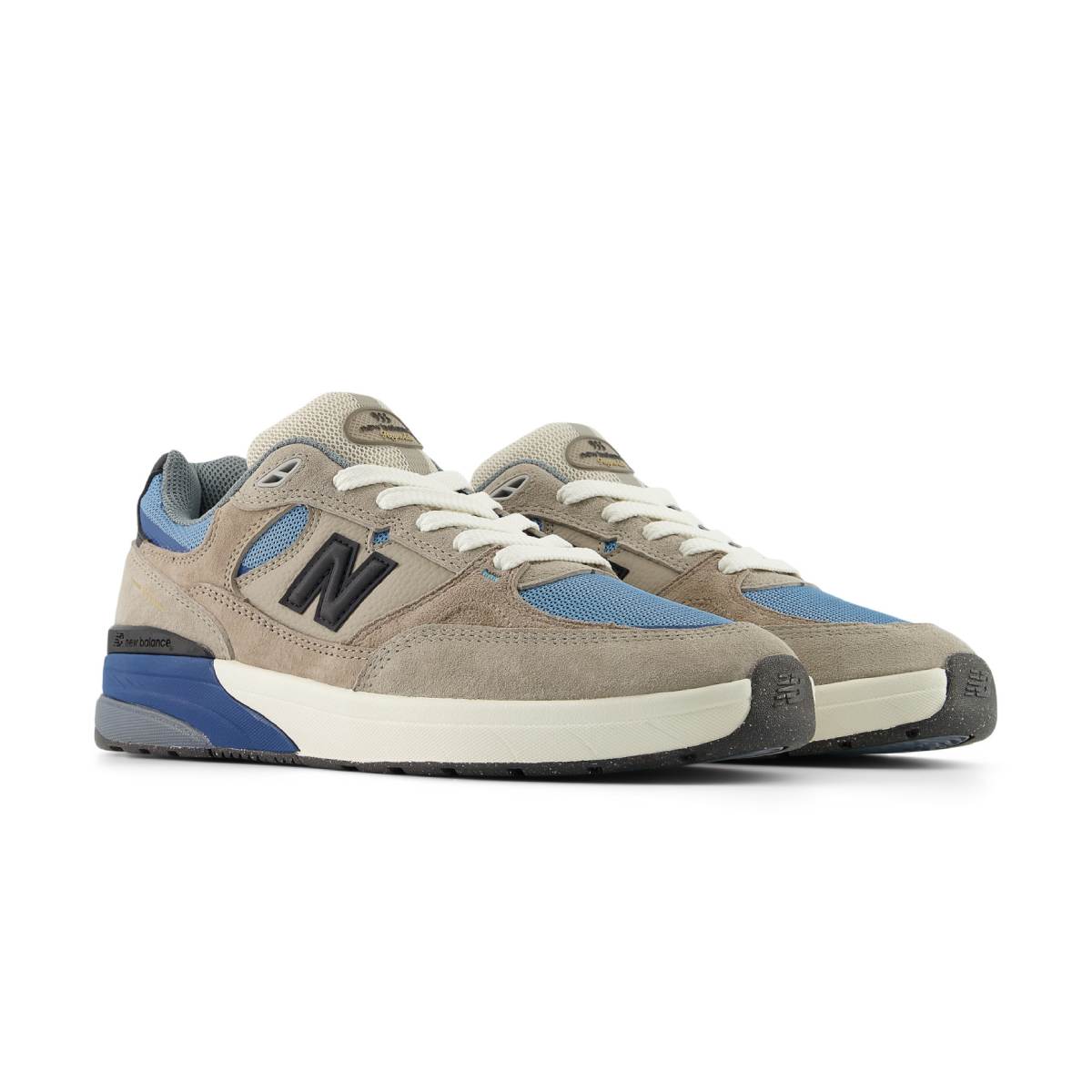 + Andrew Reynolds Numeric 933 'Mushroom Still Water'