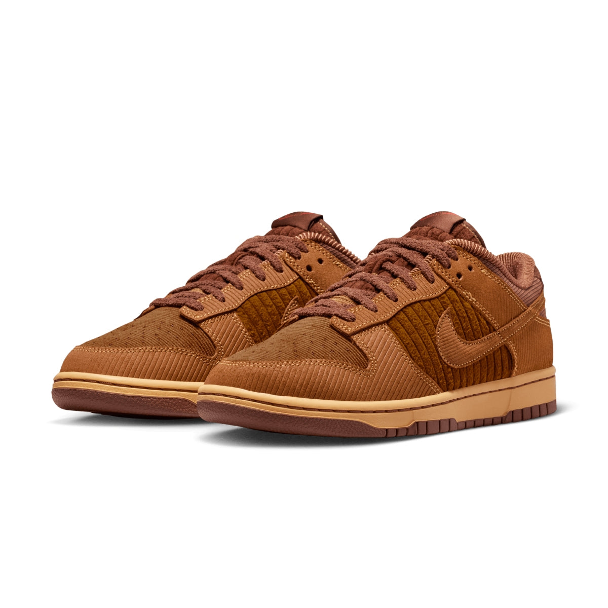 Dunk Low Retro Premium 'Light British Tan'