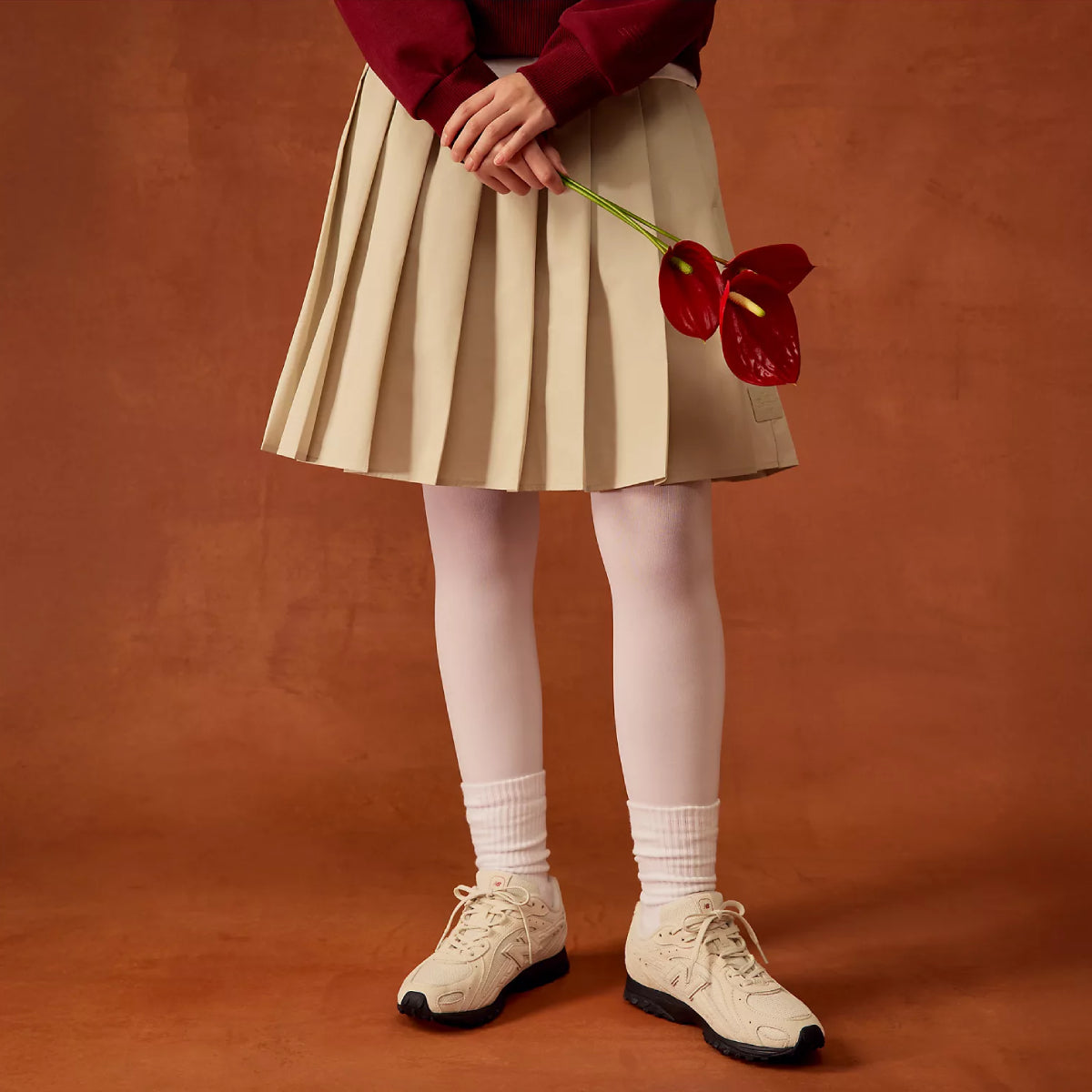 204L 'Year of the Horse White'