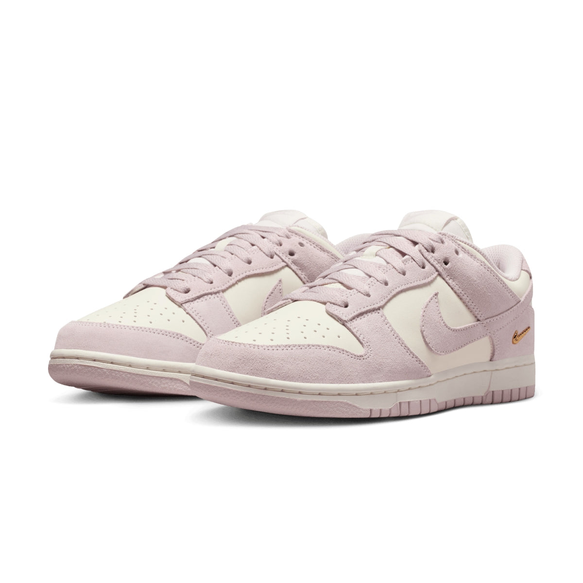Wmns Dunk Low 'Pearl Pink'