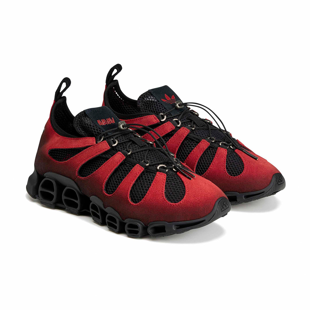 + Avavav Wmns Megaride 'Power Red'