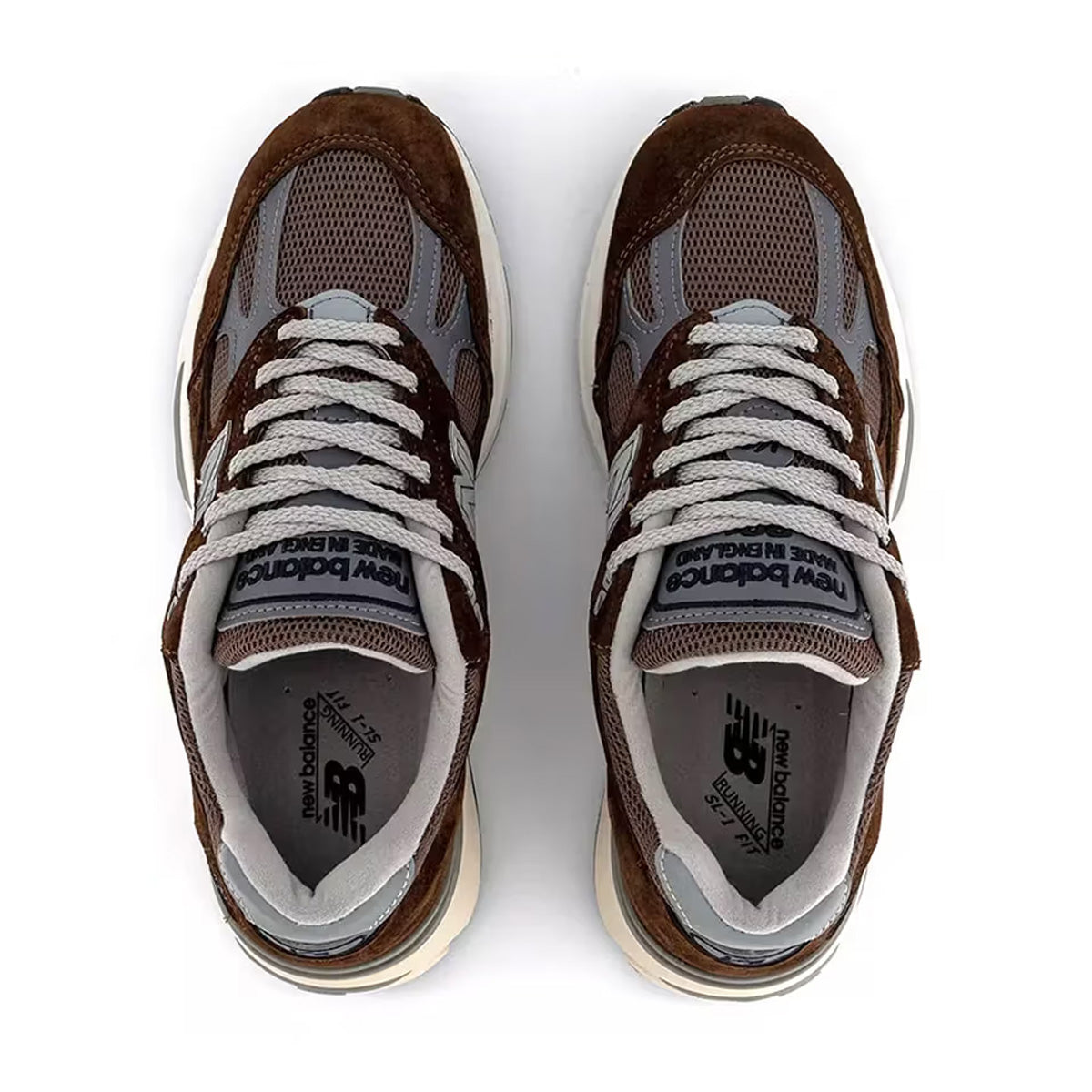 in UK 991 'Brown Grey'