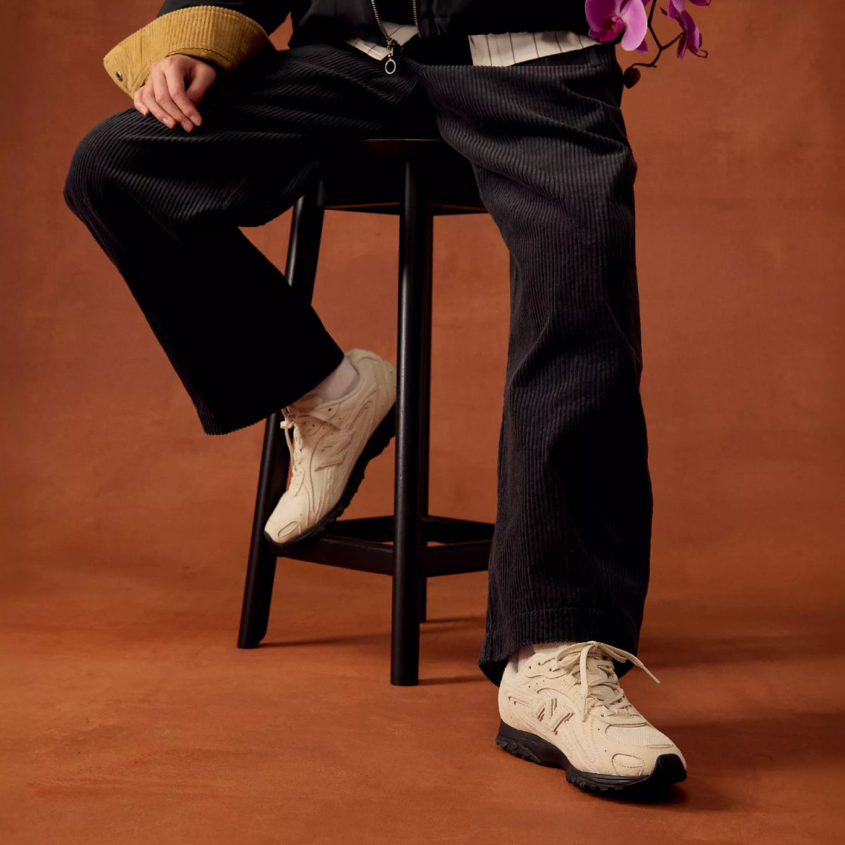 204L 'Year of the Horse White'