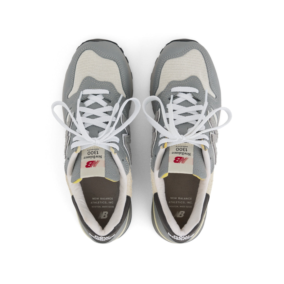 in USA 1300 'Slate Grey'
