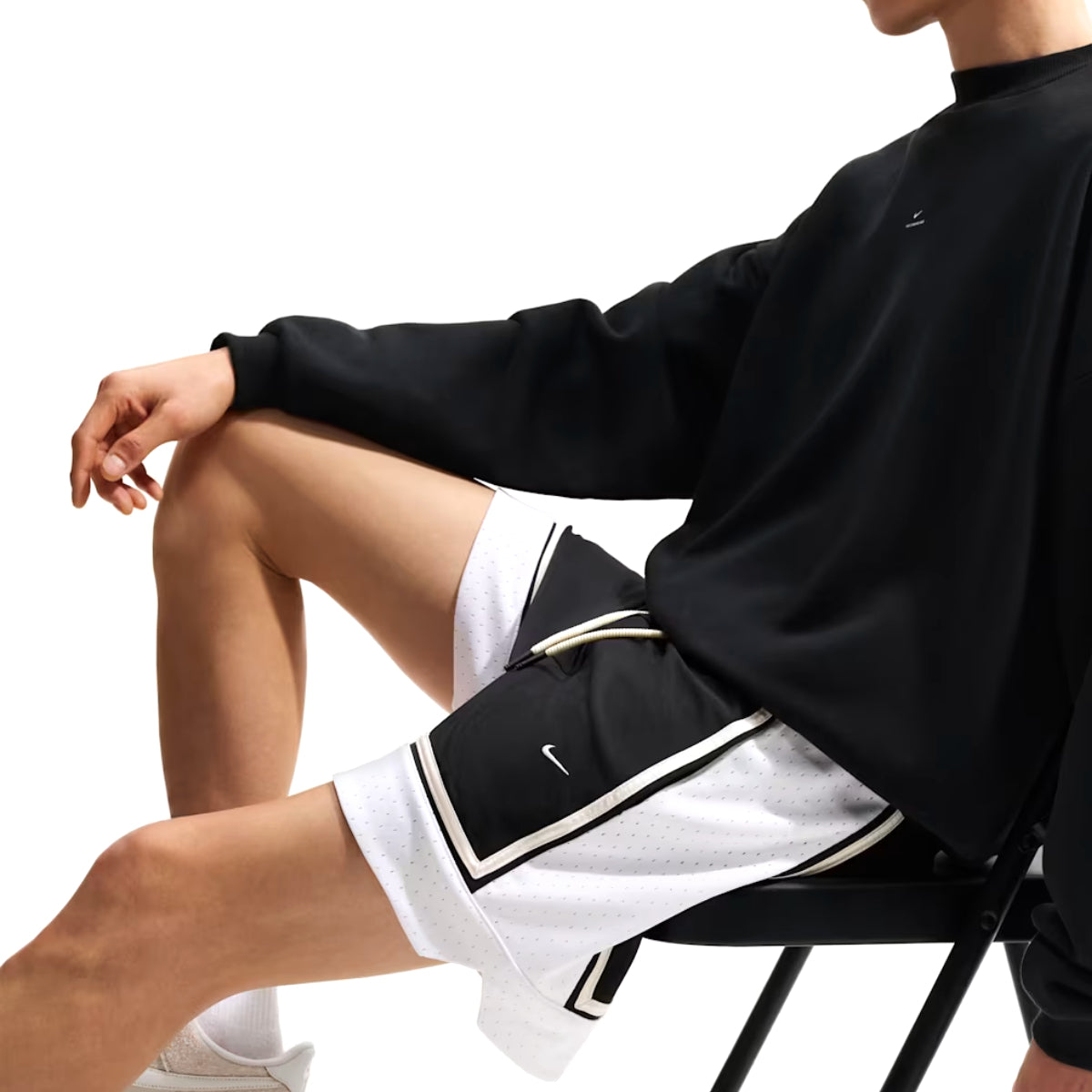 Classic Dri-Fit 6 Inch Basketball Shorts 'Black White'