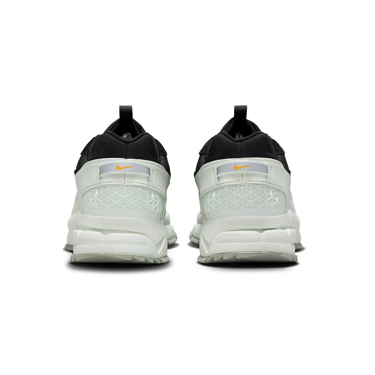 Zoom Vomero Roam 'Black Light Silver'
