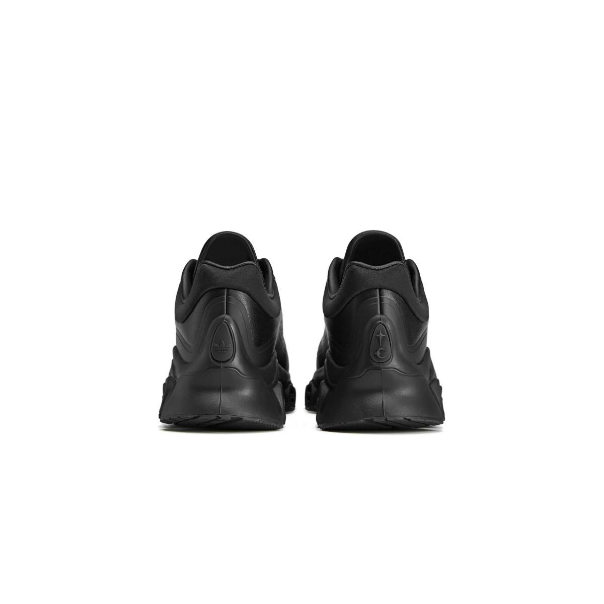 + Thug Club Adifom Megaride 'Core Black Silver Metallic'