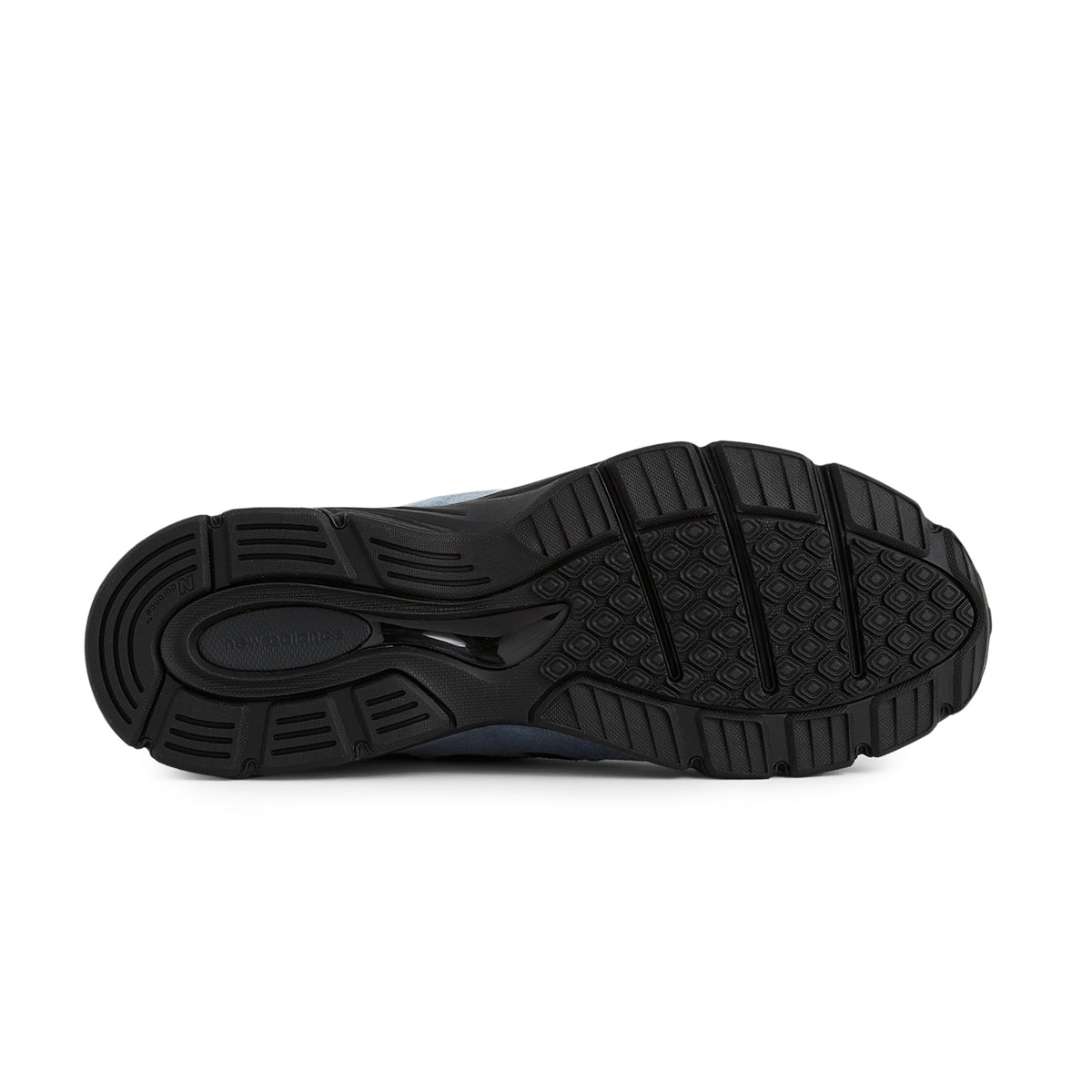 in USA 990v4 'Artic grey'