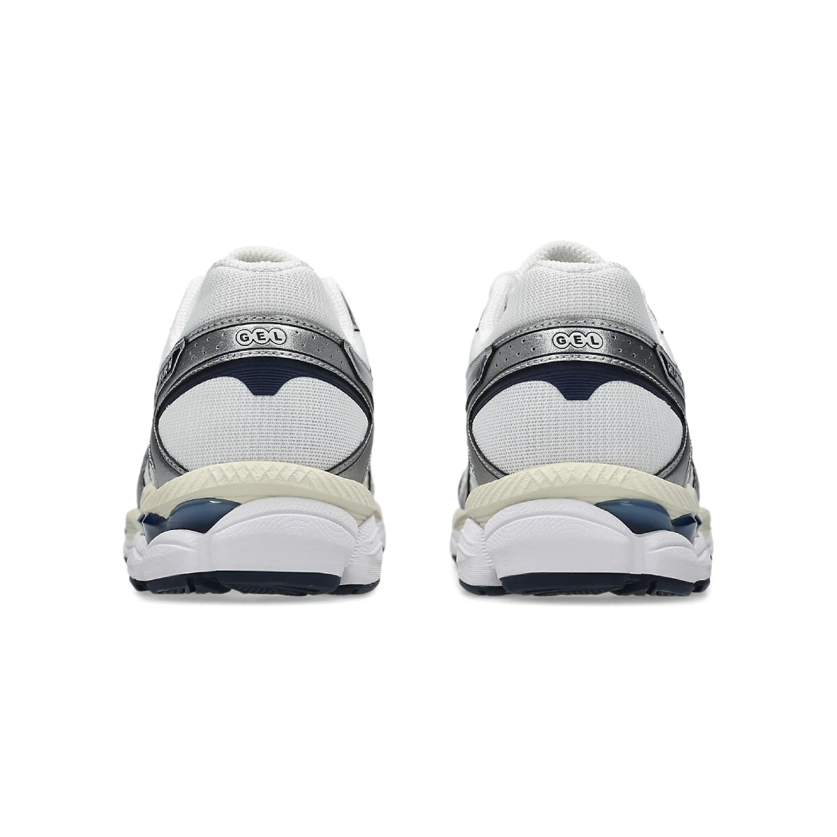 GEL-Cumulus 16 'White Midnight'