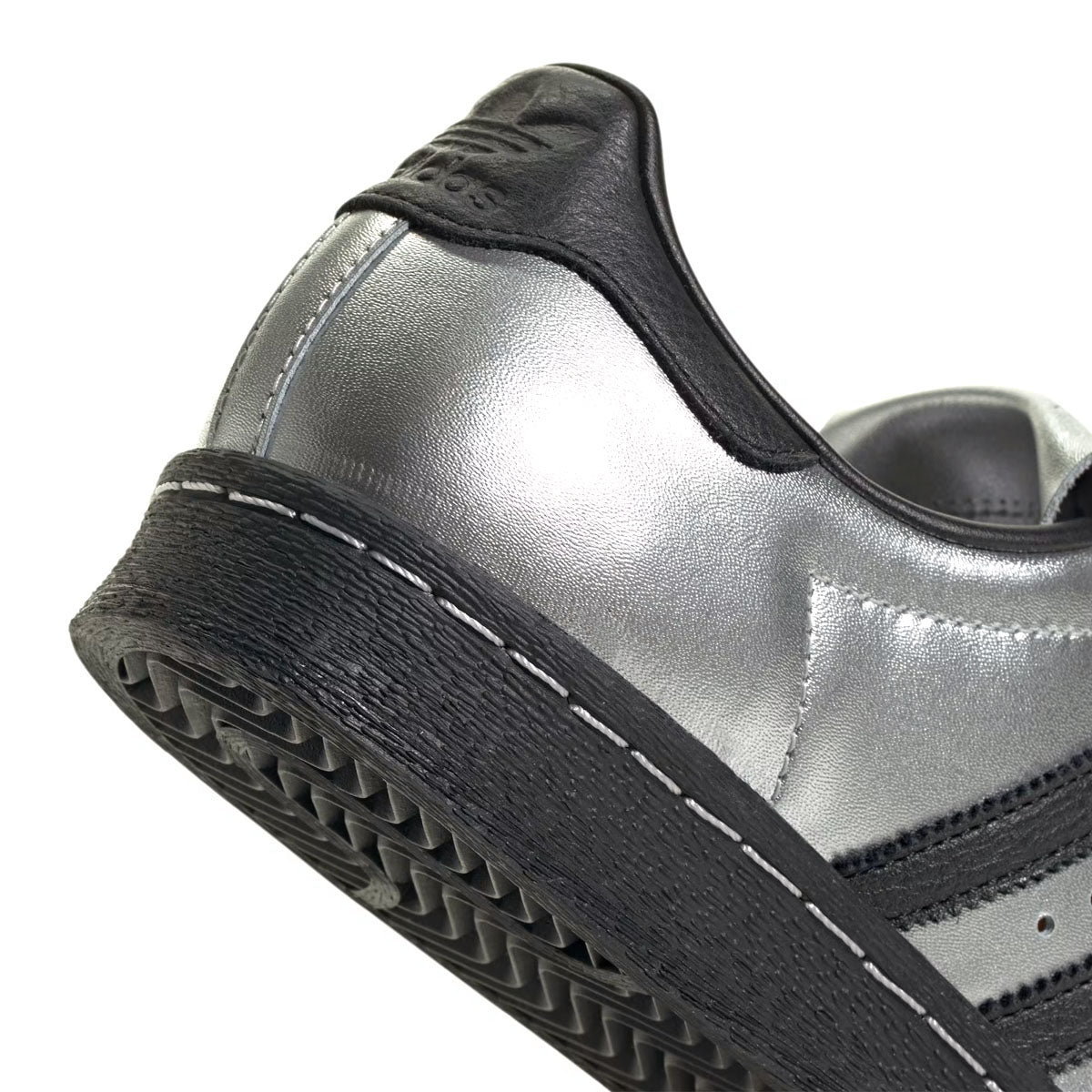 Wmns Superstar 82 'Metallic Silver Black'