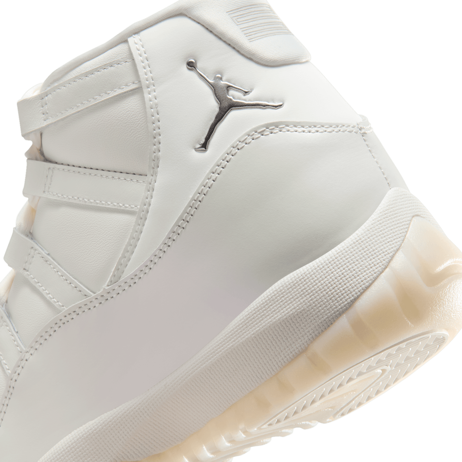 Wmns Air Jordan 11 Retro 'Pearl'