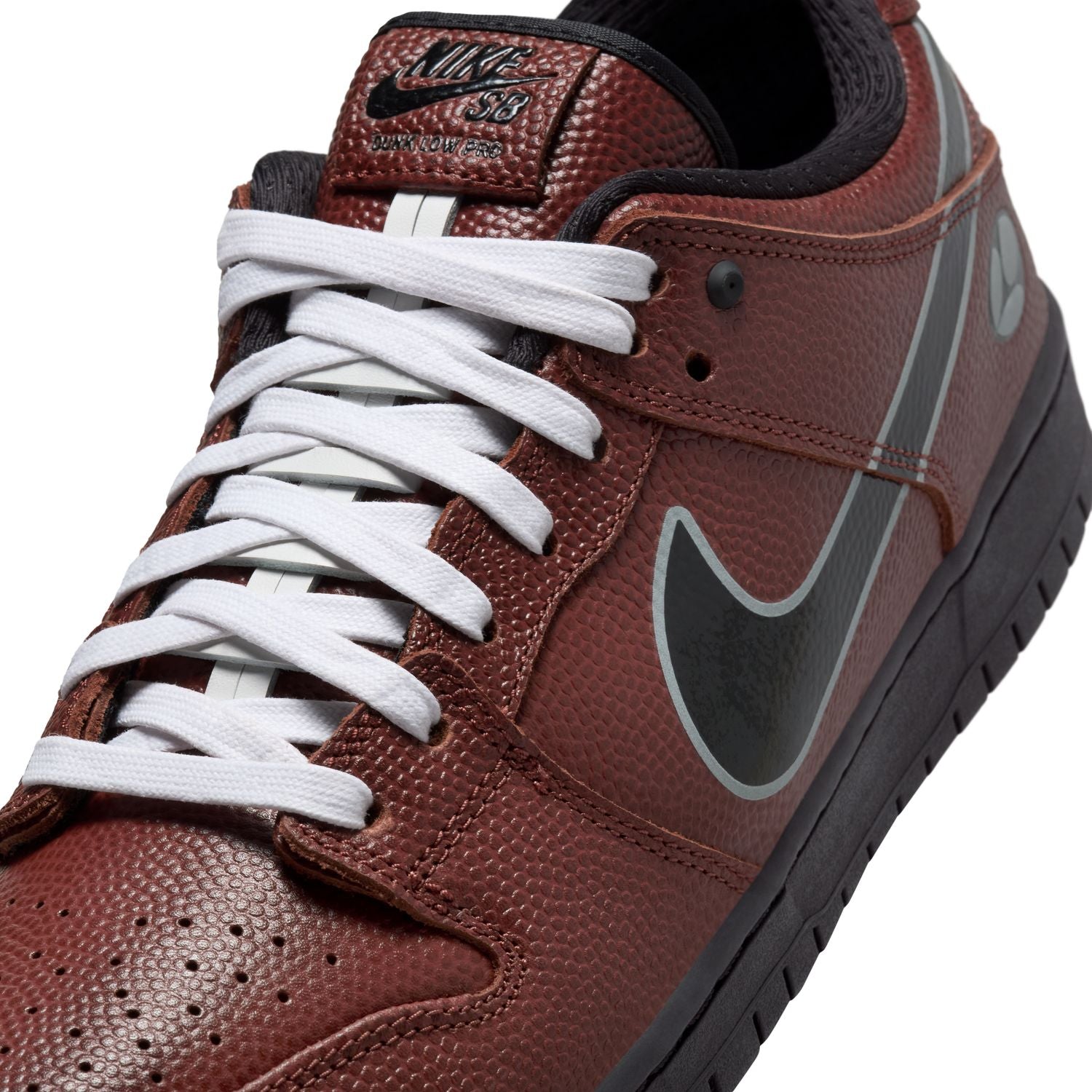 + Limosine Skateboards SB Dunk Low Pro 'Football'
