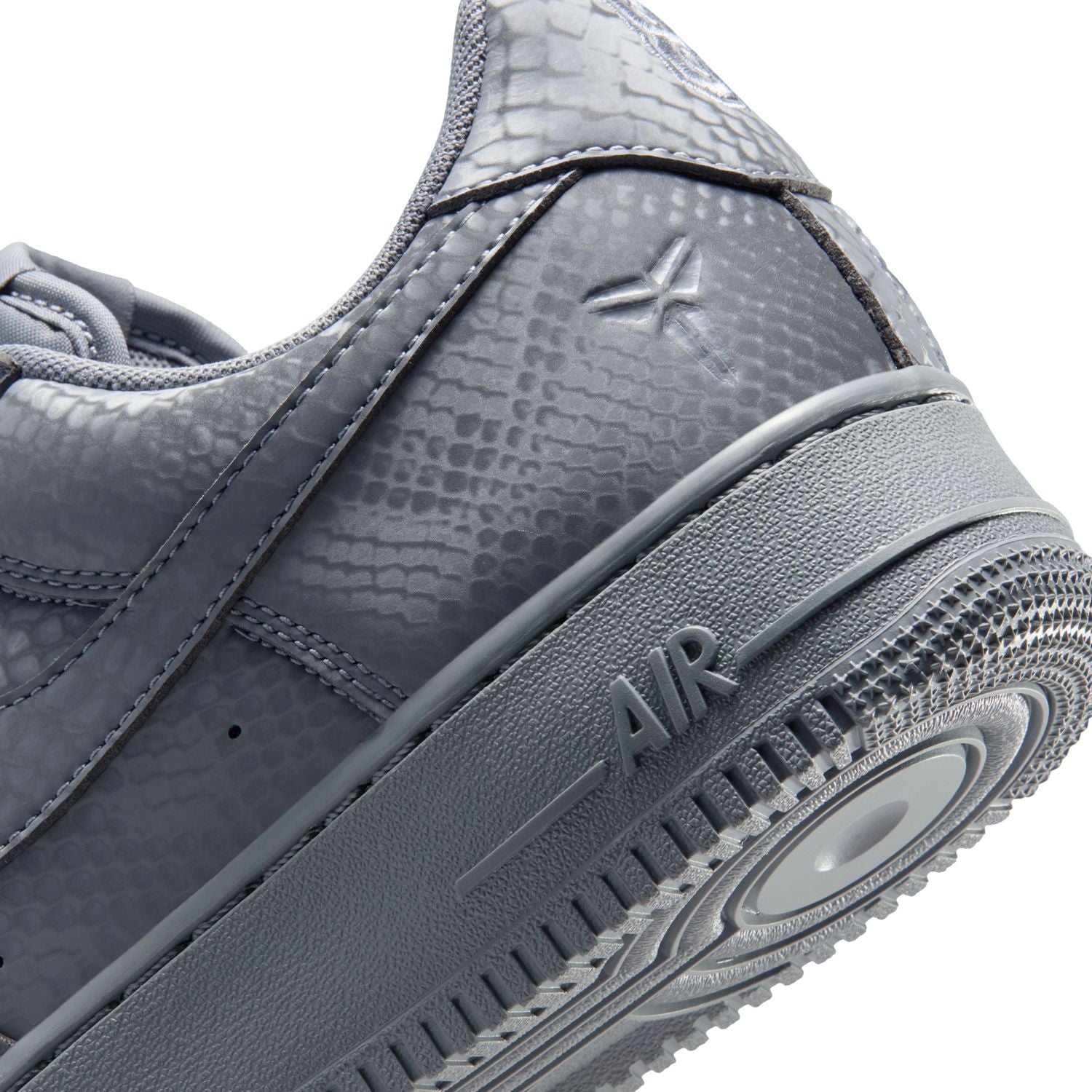 + Kobe Air Force 1 Low 'Cool Grey'