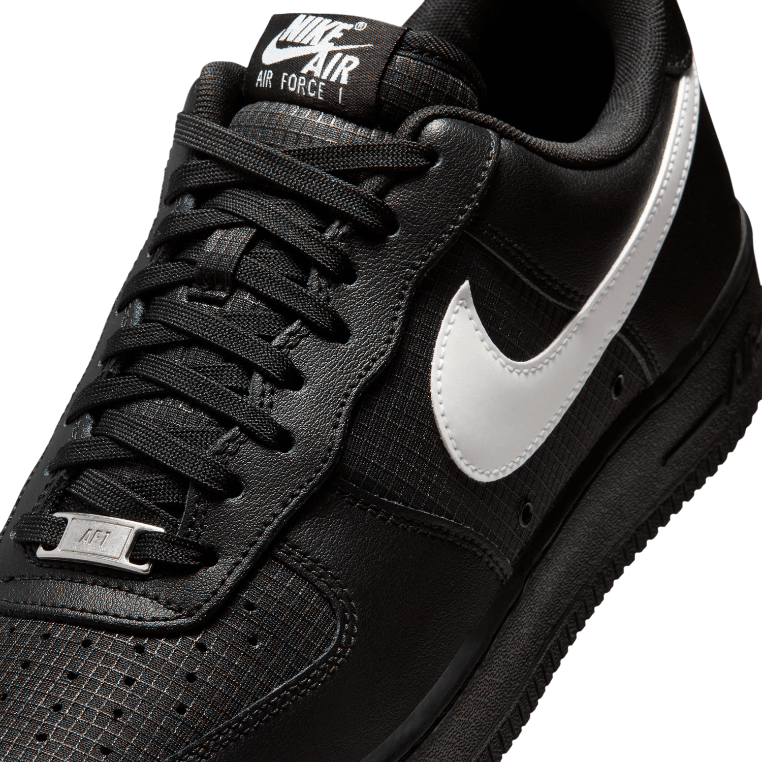 Air Force 1 '07 LV8 'Black White'