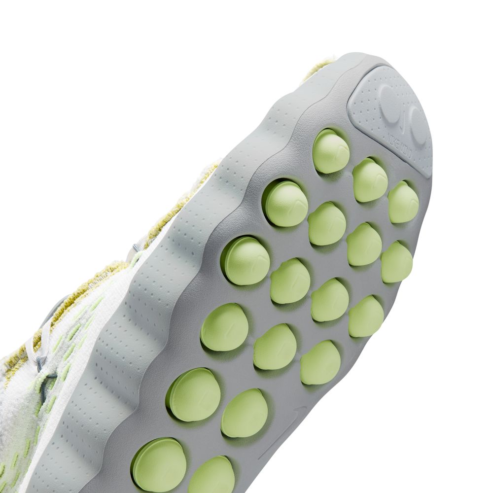 Mind 002 Flyknit QS 'White Barely Volt'