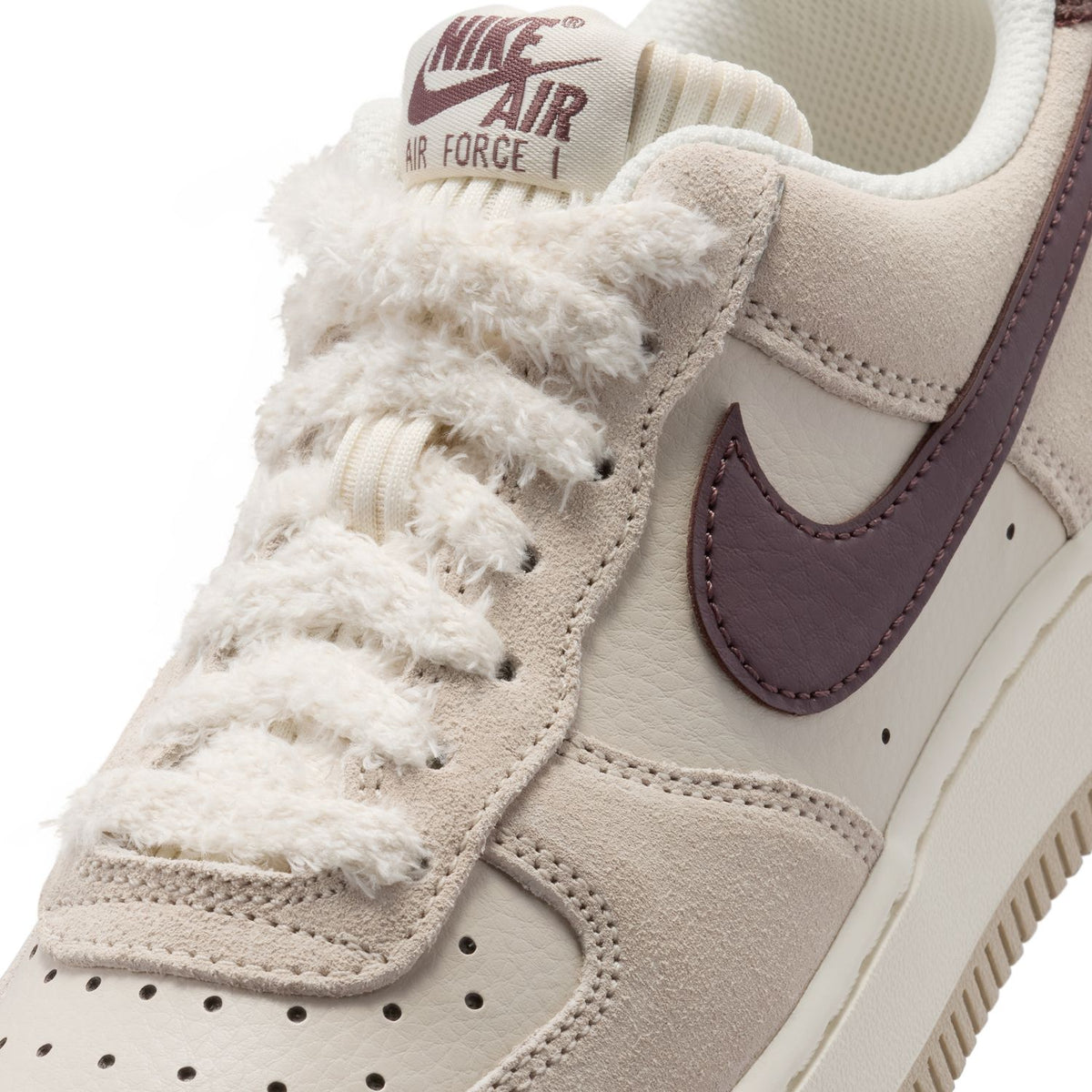 Wmns Air Force 1 '07 'Light Orewood Brown'