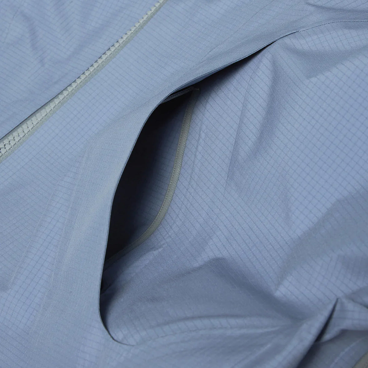 + Goldwin GORE-TEX Pro 3L Shell Jacket 'Rain Washed'