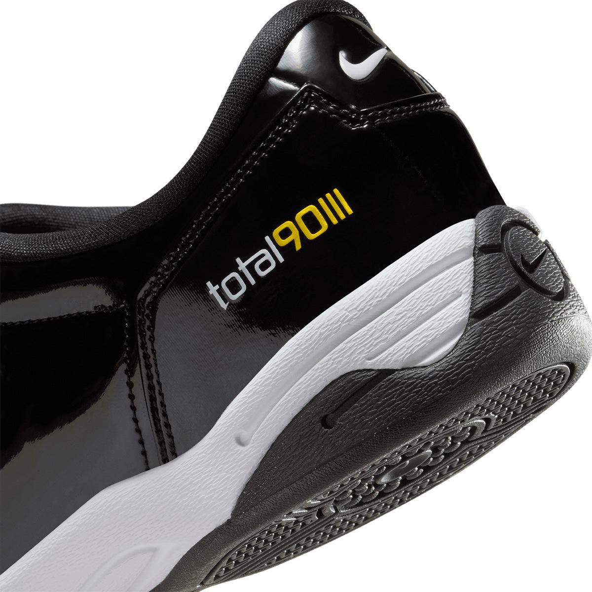 Total 90 III 'Black White'