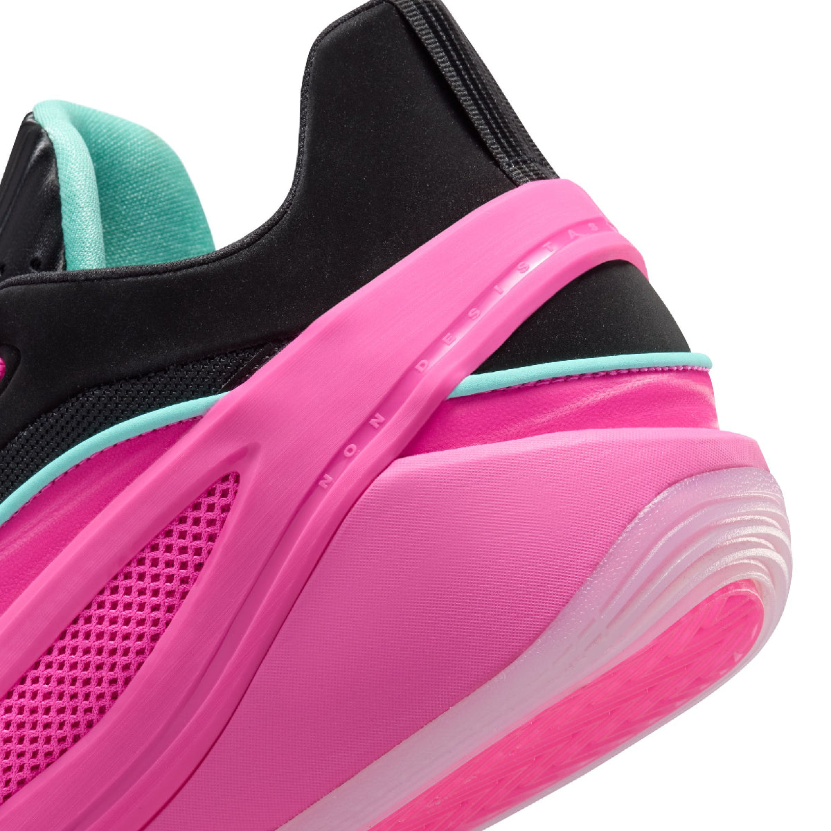 Luka 5 PF 'Laser Fuchsia'