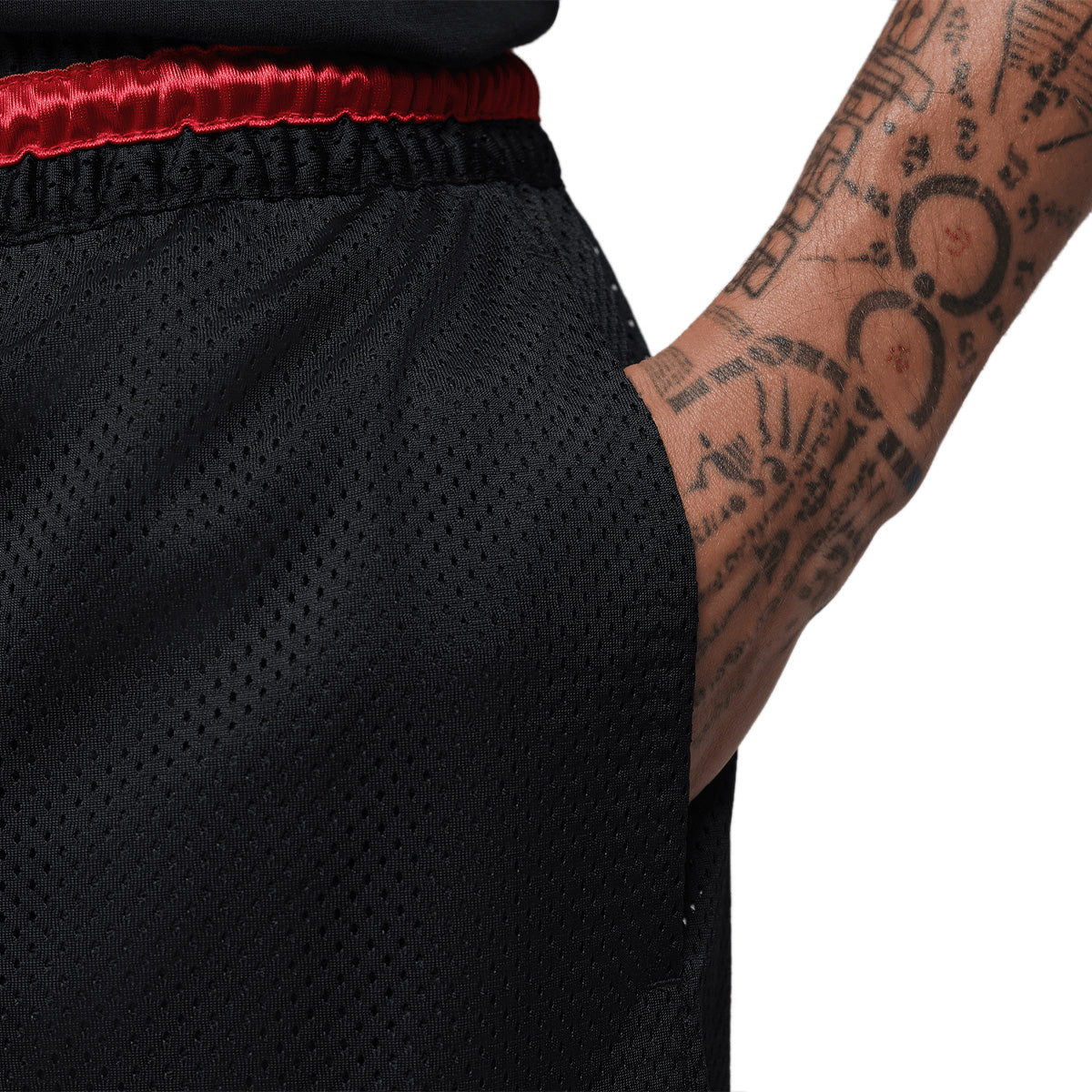 + Brasil Futebol Mesh Diamond Shorts 'Black University Red'