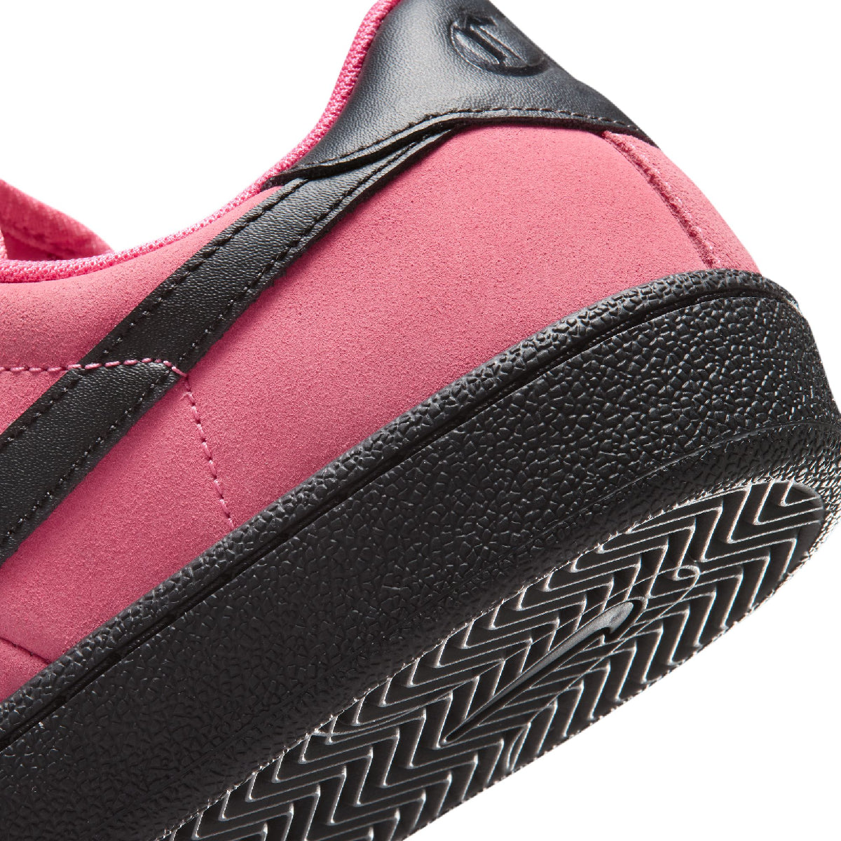 Zoom Tennis Classic 'Hyper Pink'