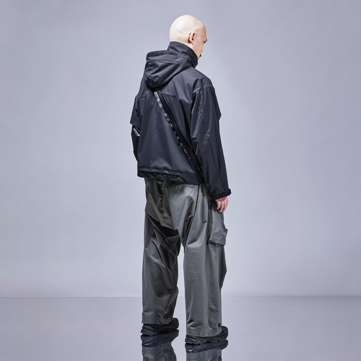 J115K-E 'Black'