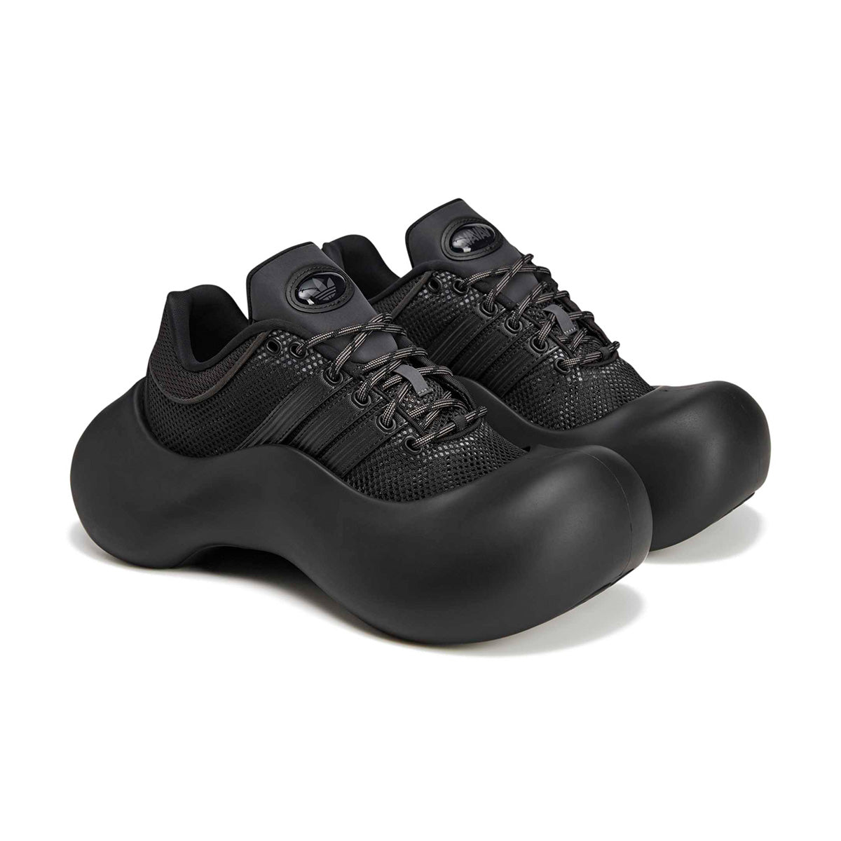 + AVAVAV Wmns Megaride Moonrubber 'Utlity Black'