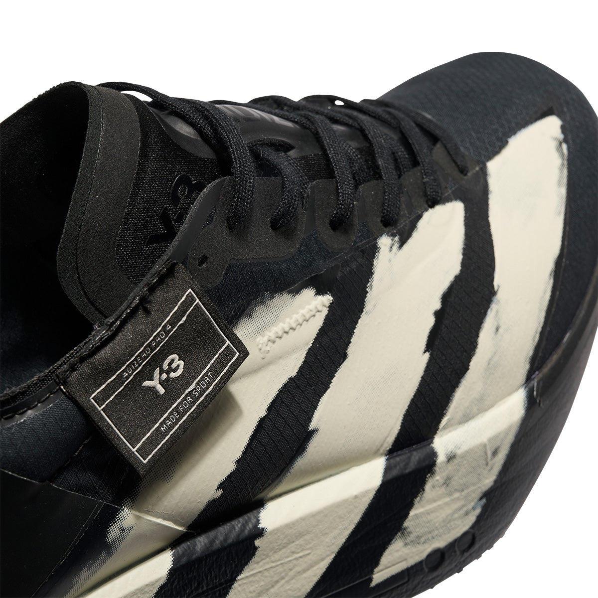 Adios Pro 4 'Black'