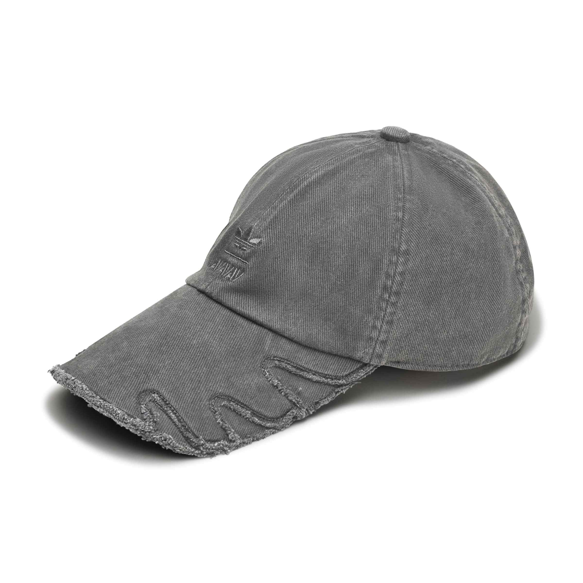 + Avavav Slashed Double Brim Cap 'Black'