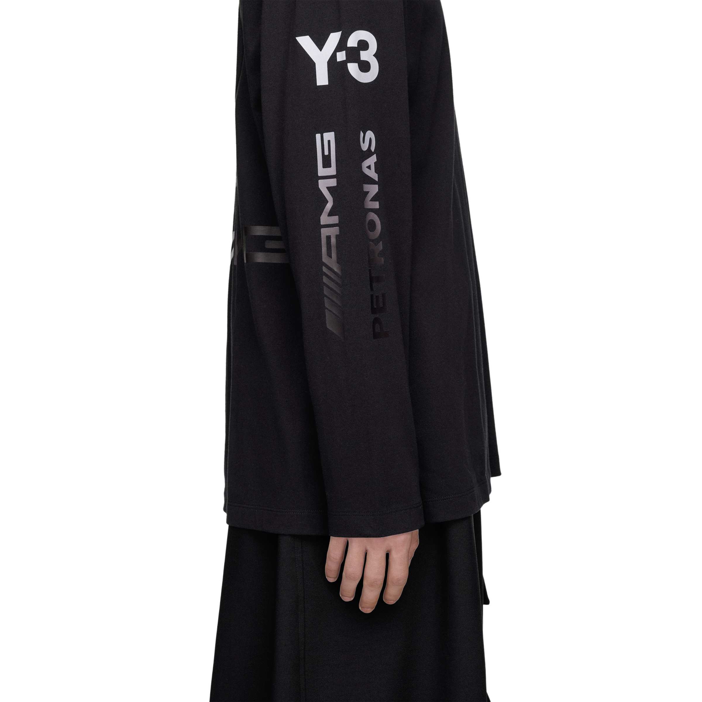 + Mercedes-AMG PETRONAS F1 Team Chaos L/S Tee 'Black'