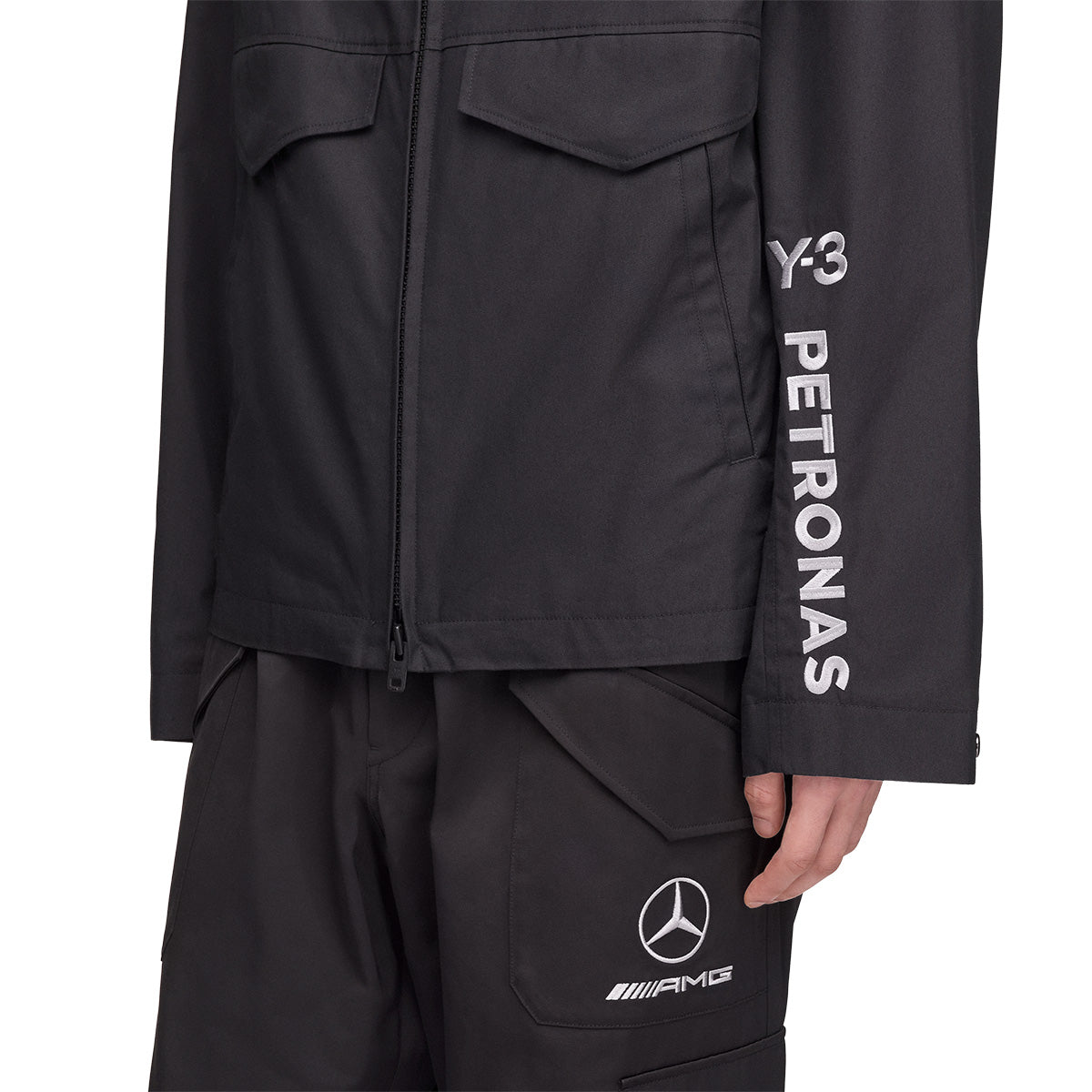 + Mercedes-AMG PETRONAS F1 Team Wolf Jacket 'Black'
