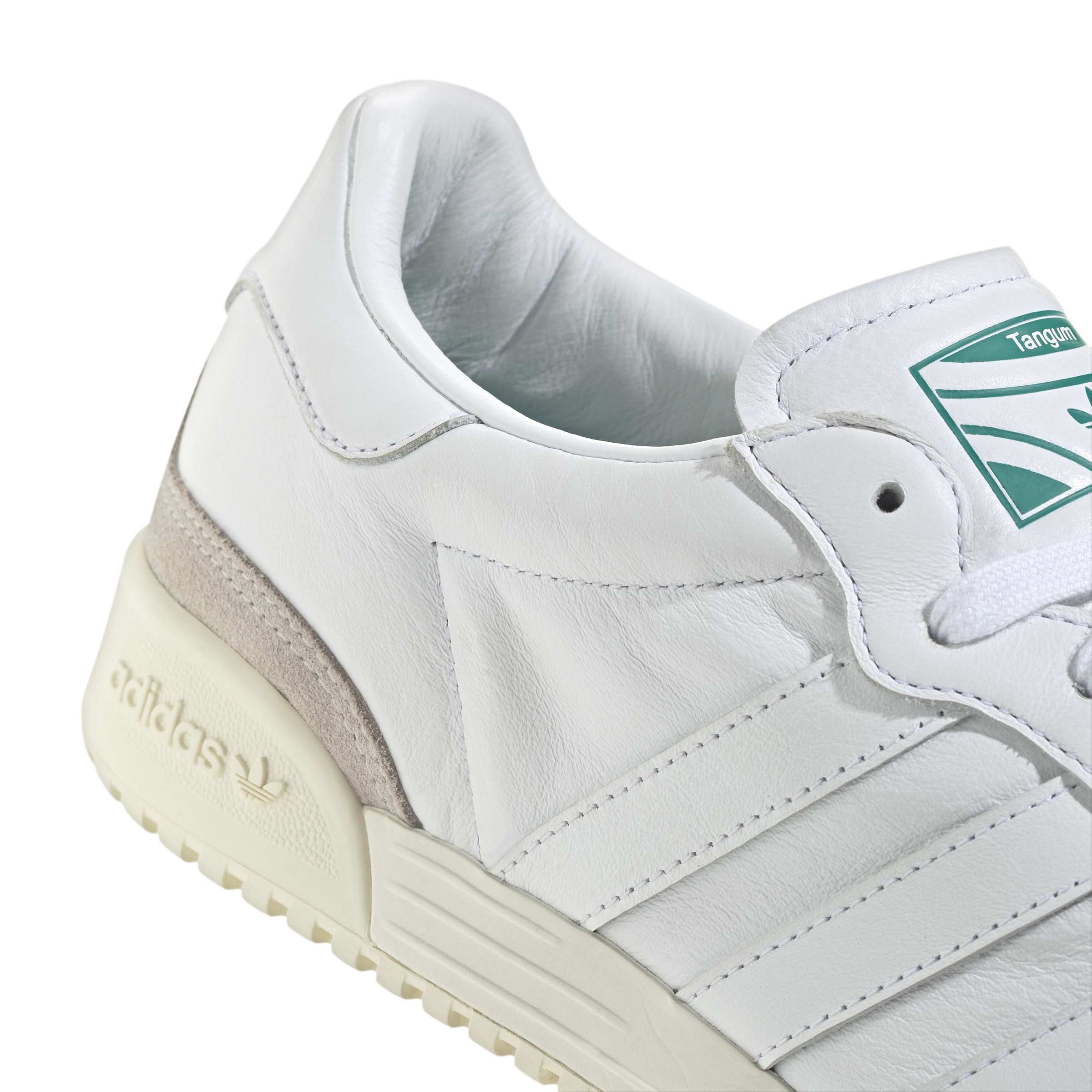 Tangum 'Cloud White Power Green'