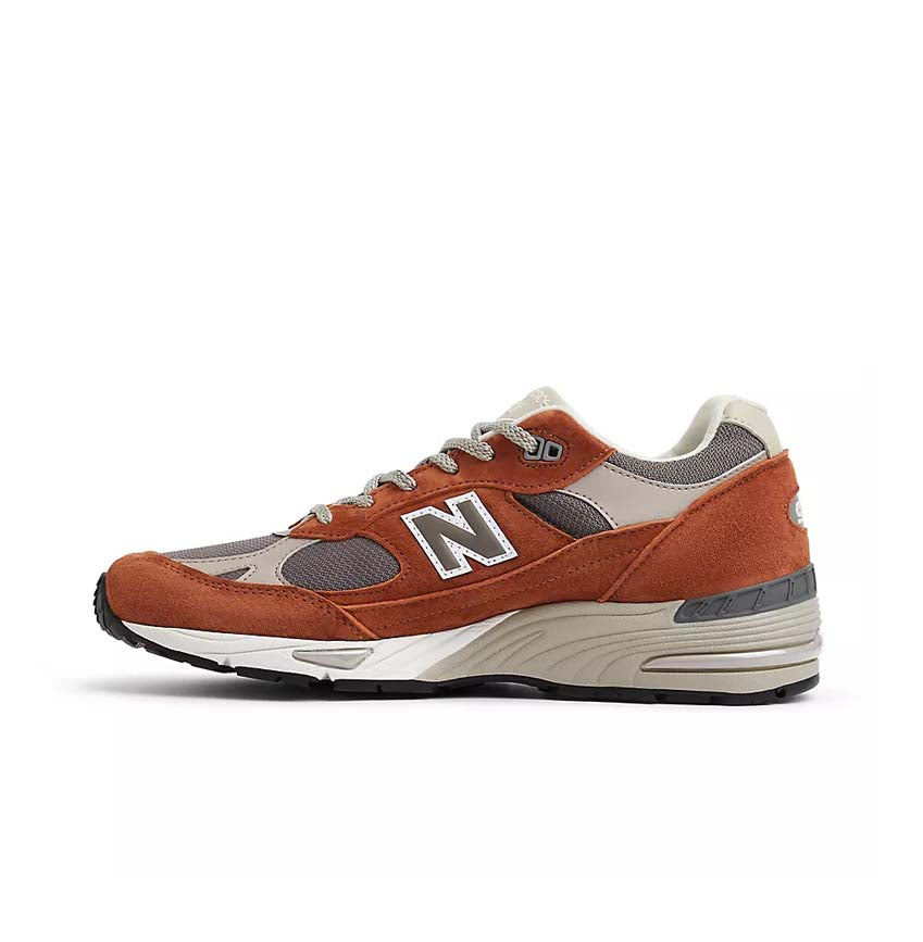 in UK 991 'Sequoia'