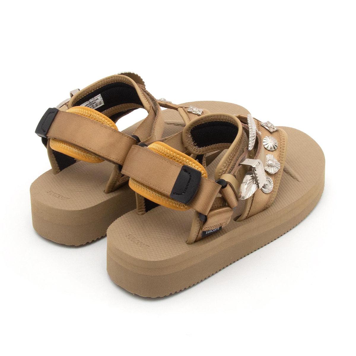 + Toga Virilis TONO 'Beige'