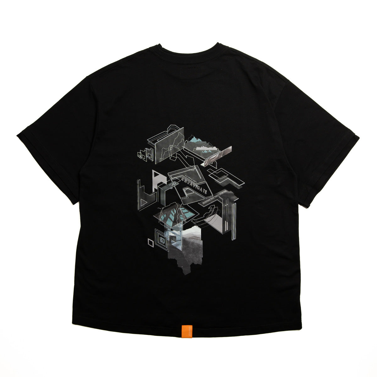 Perspective Graphic Layered Tee 'Black'