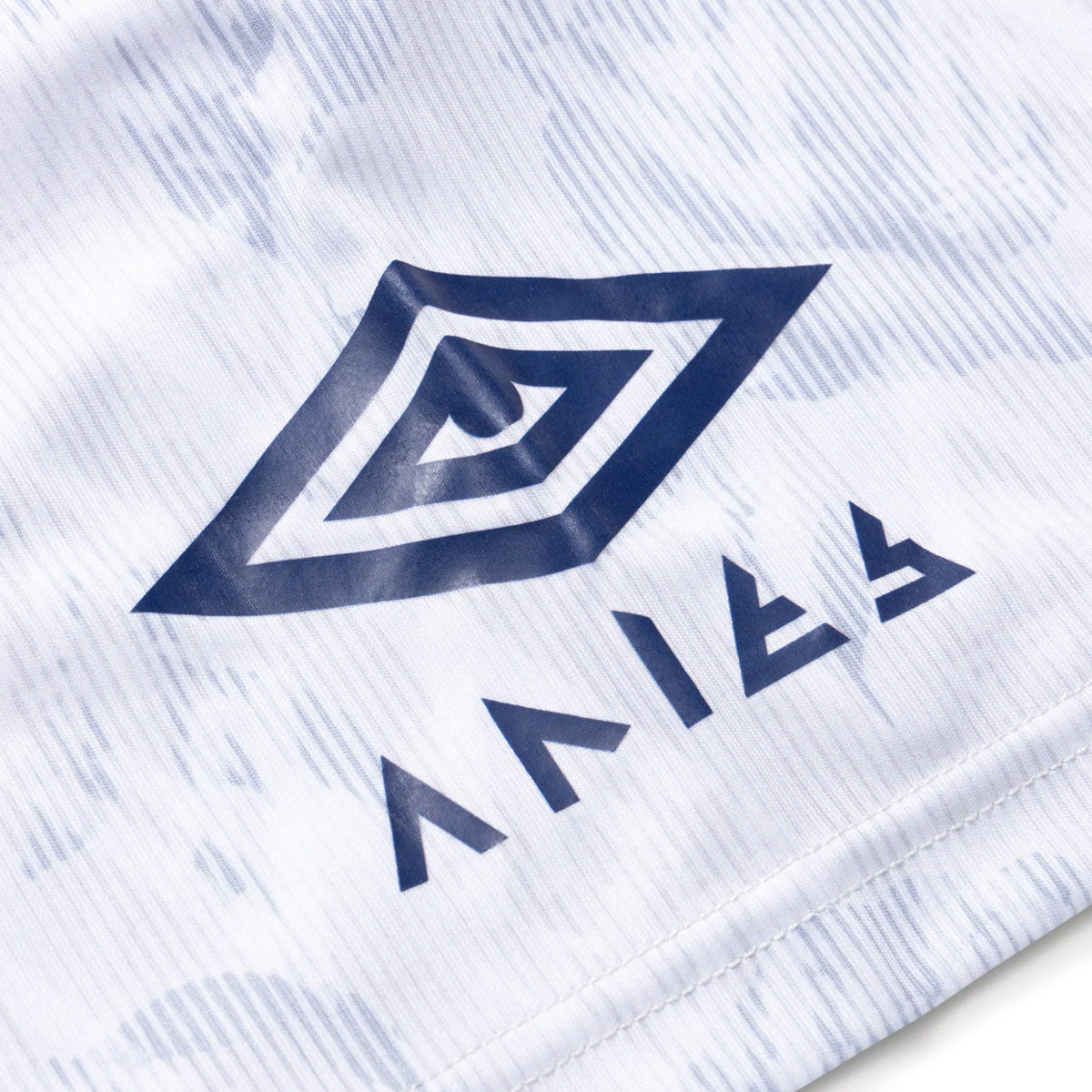 + Umbro Roses Football Jersey 'White'