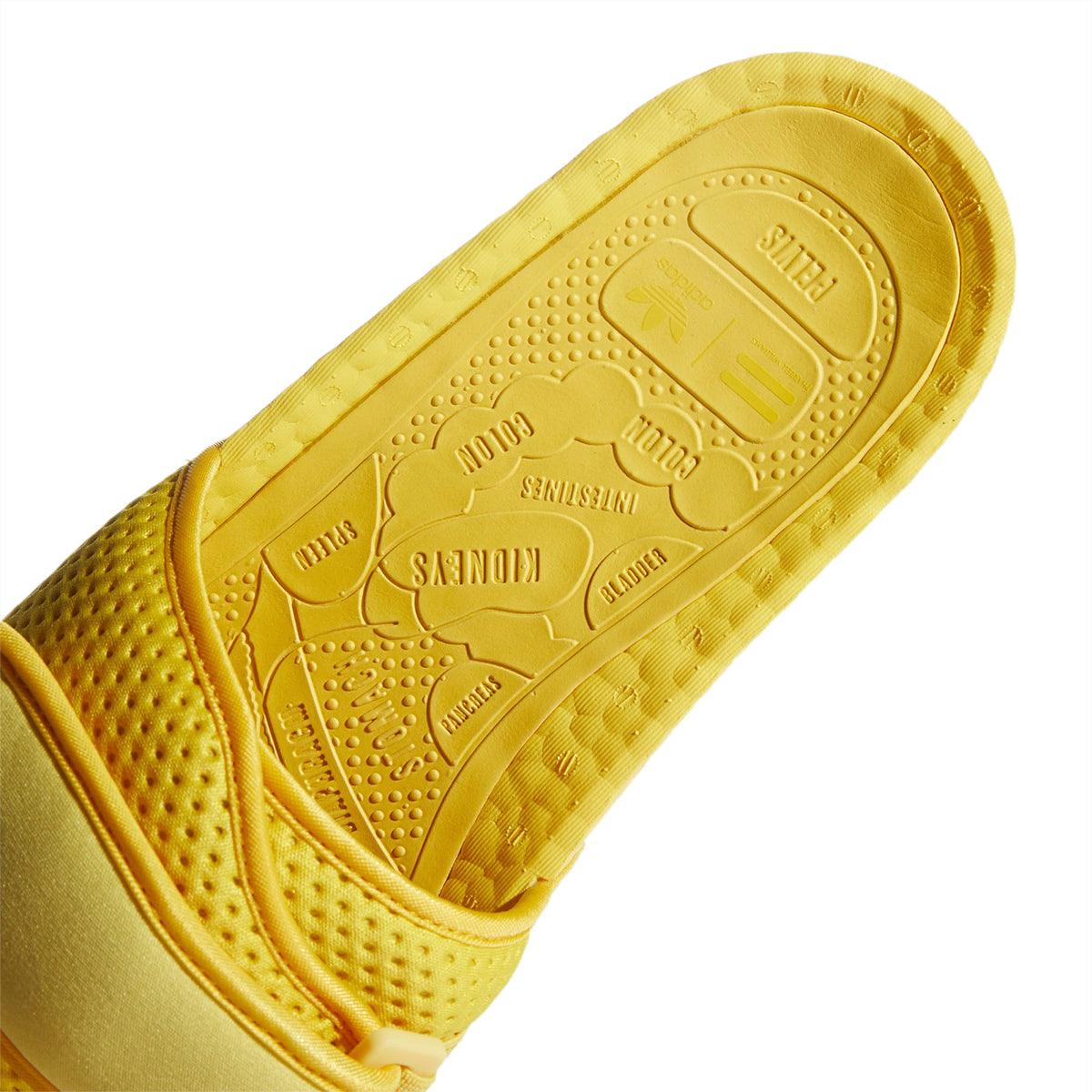 + Pharrell Williams Boost Slides