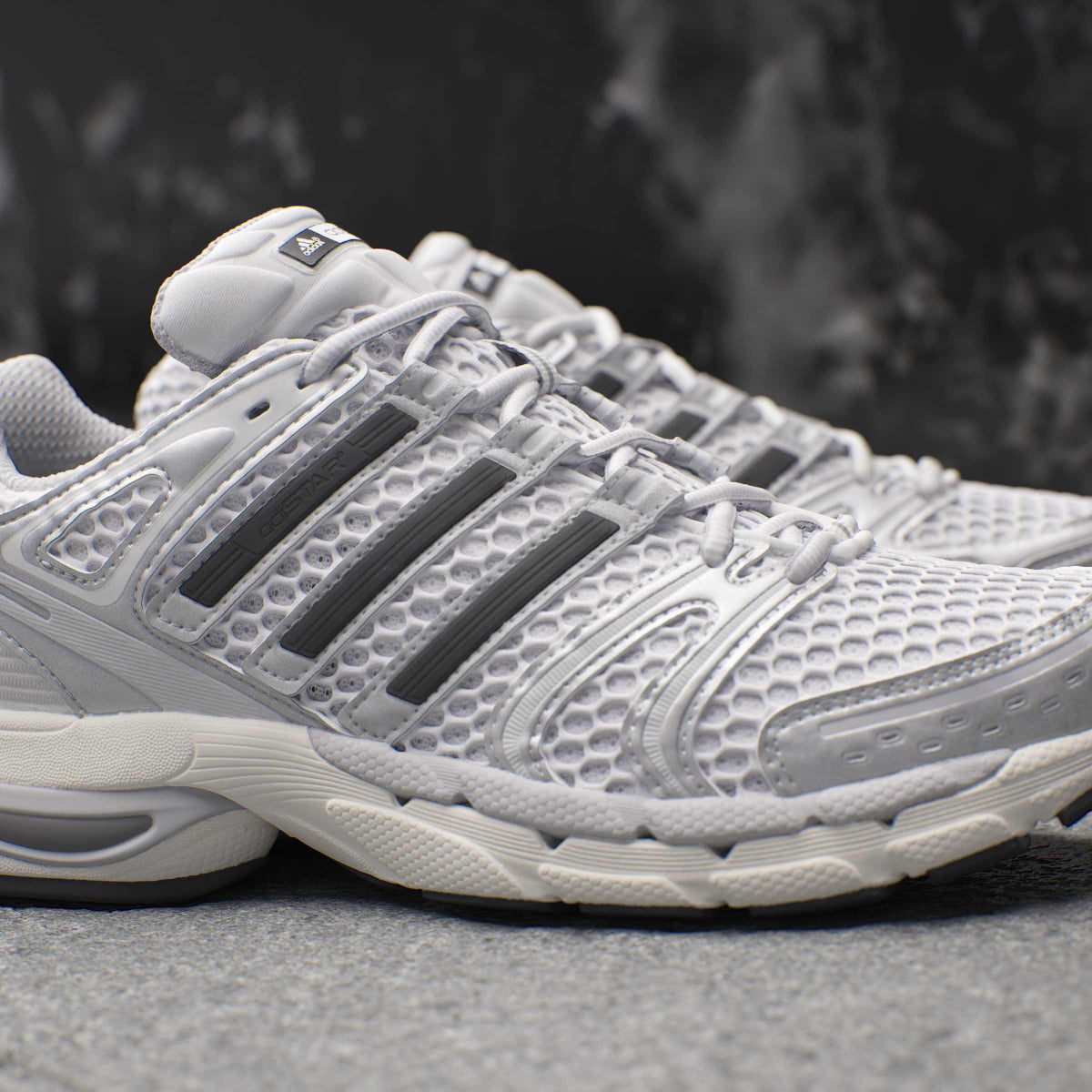 Adistar Control 5 'Silver Metalic Grey One'