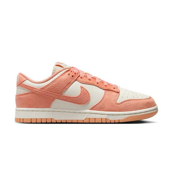 Wmns Dunk Low 'Apricot Agate'