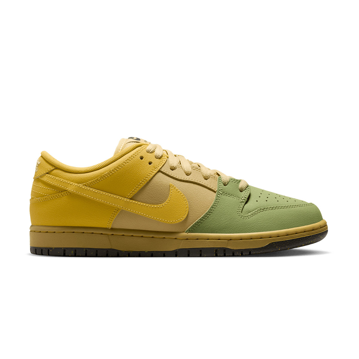 SB Dunk Low Pro 'Saffron Quartz'
