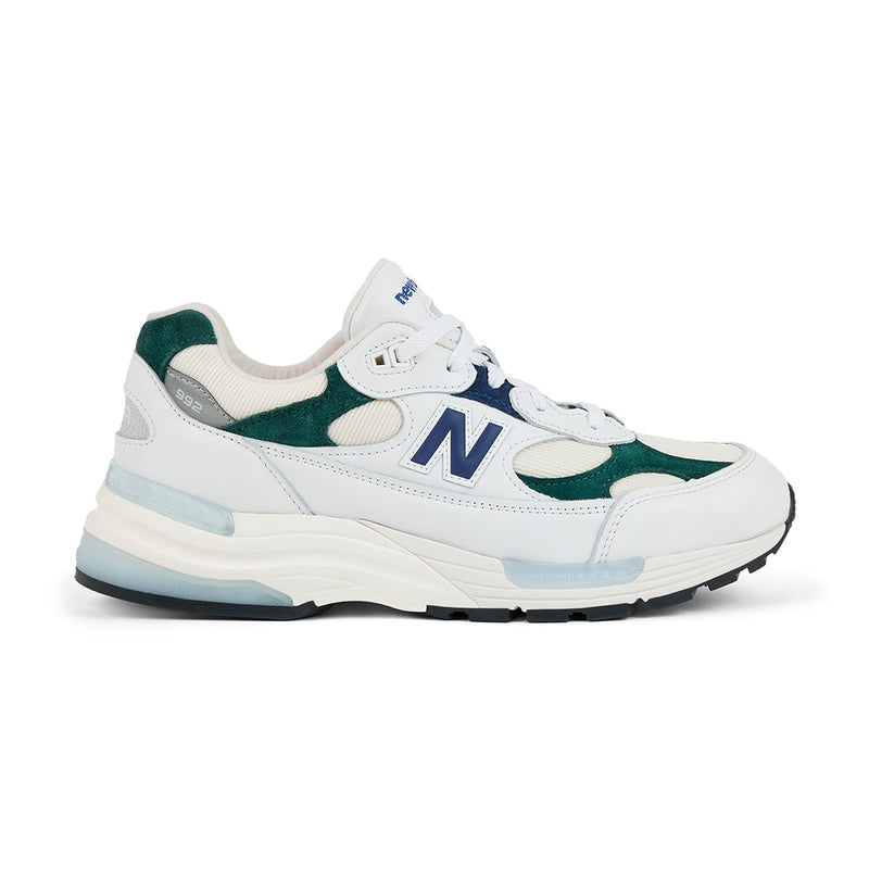 in USA 992 'White Marsh Green'