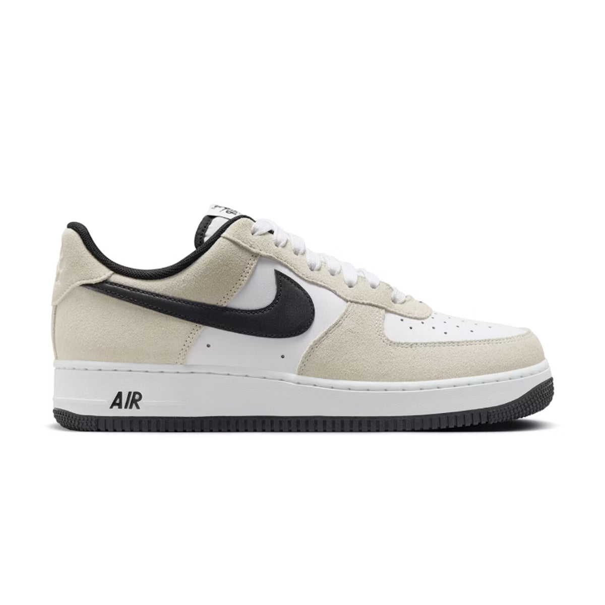 Air Force 1 '07 LV8 'White Black'