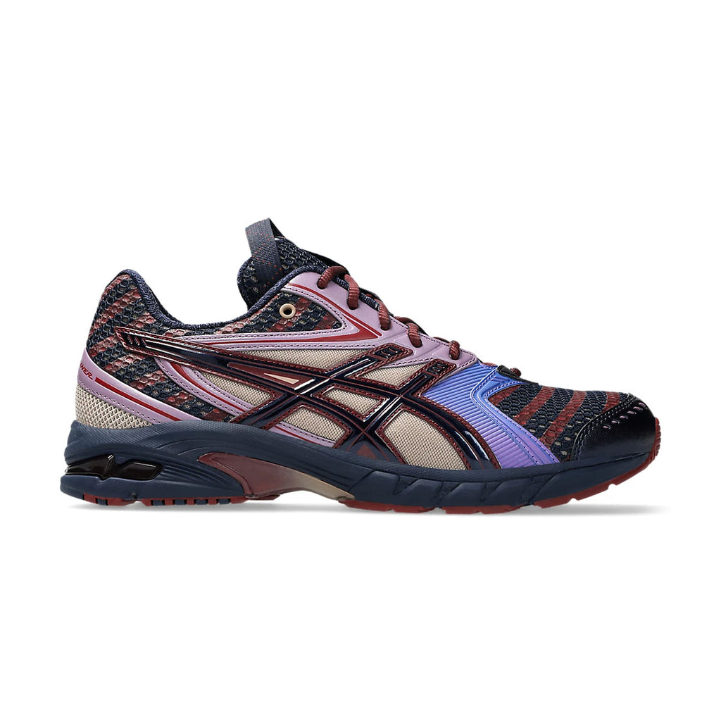 【超美品】アシックス　GEL DS TRANER ASICS GEL-DS TRAINER徹底解説】軽量クッションとモダンデザイン