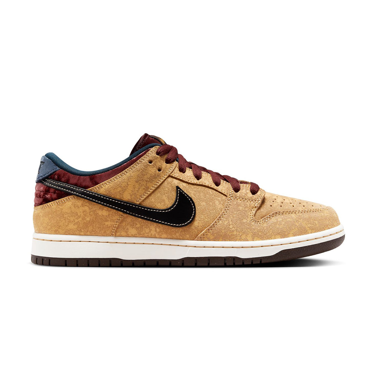 Nike SB | SB Dunk Low Pro 'City of Cinema' | Limited Edt | footwear