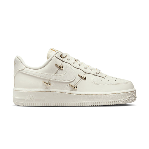 Wmns Air Force 1 '07 LX 'Sail Metallic Gold'