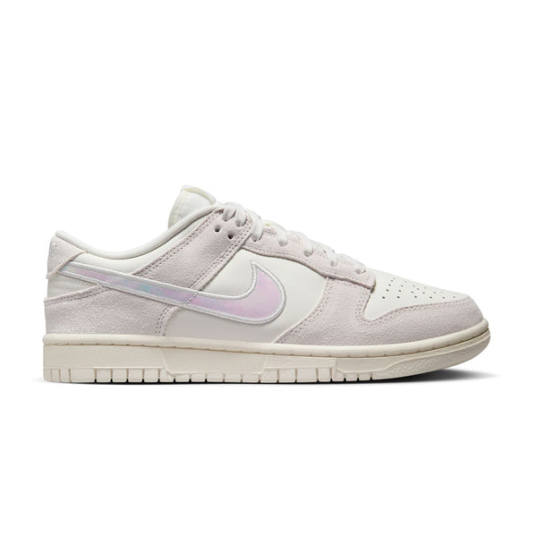 Wmns Dunk Low 'Iridescent'