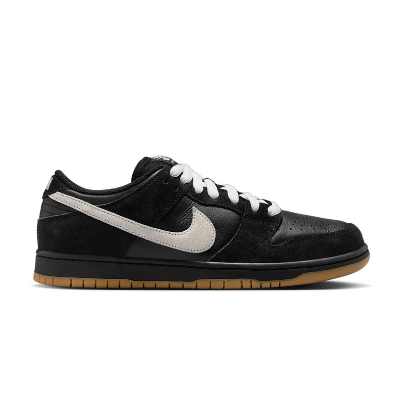 SB Dunk Low Pro 'Black White'