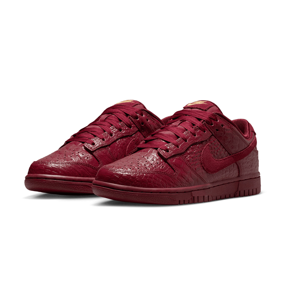 Wmns Dunk Low 'Crocs Team Red'