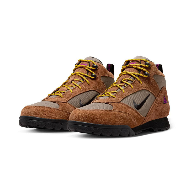 Nike acg boots near on sale me